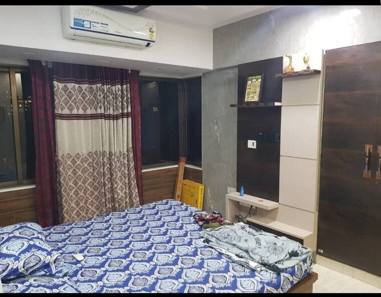 Bedroom, dahisar east Pg For Boys In Dahisar East 9398293