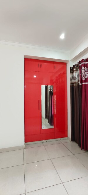 Building Lobby in 3 BHK Builder Floor at Sushant Lok 2, Sector 57 – for Rent