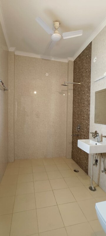 Bathroom in 3 BHK Builder Floor at Sushant Lok 2, Sector 57 – for Rent