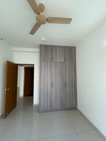 Room in 2 BHK Apartment at Sobha Dream Gardens, Thanisandra Main Road – for Rent