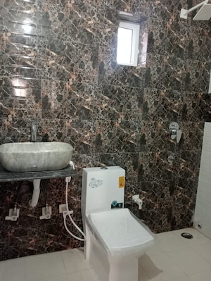 Bathroom in 2 BHK Apartment at Arun Vihar Sector 37, Sector 37 – for Rent