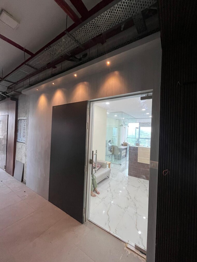 Room, vishwa-plan-s-business-park Commercial Office Space 720 Sq.Ft. In Nerul Navi Mumbai 9398443