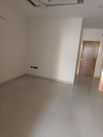 Furnished Amenities in 3 BHK Builder Floor at Ananta Lifestyle, Lohgarh – for Rent