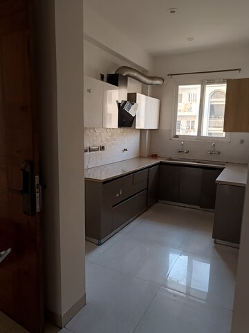 Kitchen in 3 BHK Builder Floor at Ananta Lifestyle, Lohgarh – for Rent