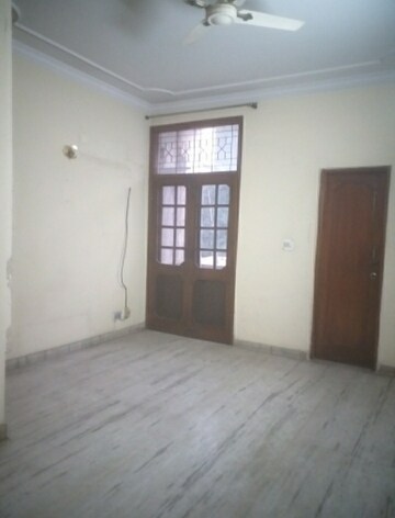 Bedroom in 4 BHK Builder Floor at New Rajinder Nagar – for Rent