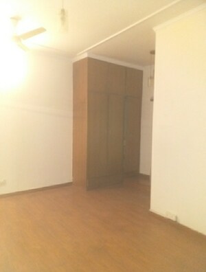 Master Bedroom in 4 BHK Builder Floor at New Rajinder Nagar – for Rent