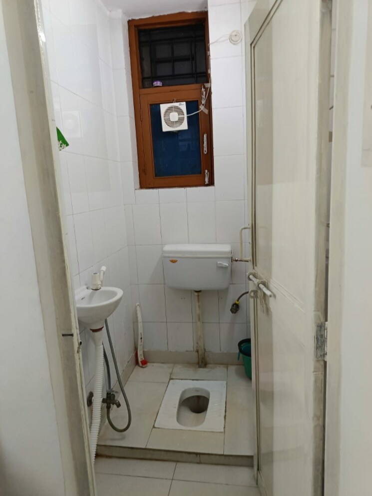 Master Bedroom, green-view-apartments 1 Bedroom 550 Sq.Ft. Apartment In Sector 82 Noida 9398531