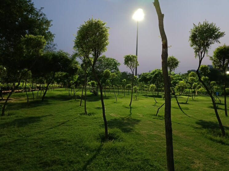 Master Bedroom, green-view-apartments 1 Bedroom 550 Sq.Ft. Apartment In Sector 82 Noida 9398531