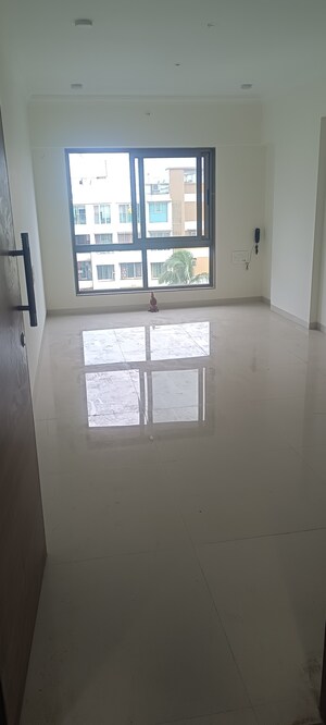 Room in 1 BHK Apartment at Regent Jeevan Tara CHS, Vile Parle East – for Rent