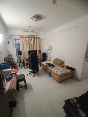 Living Room in 1 BHK Apartment at Azad Nagar Sangam CHS Andheri, Andheri West – for Rent