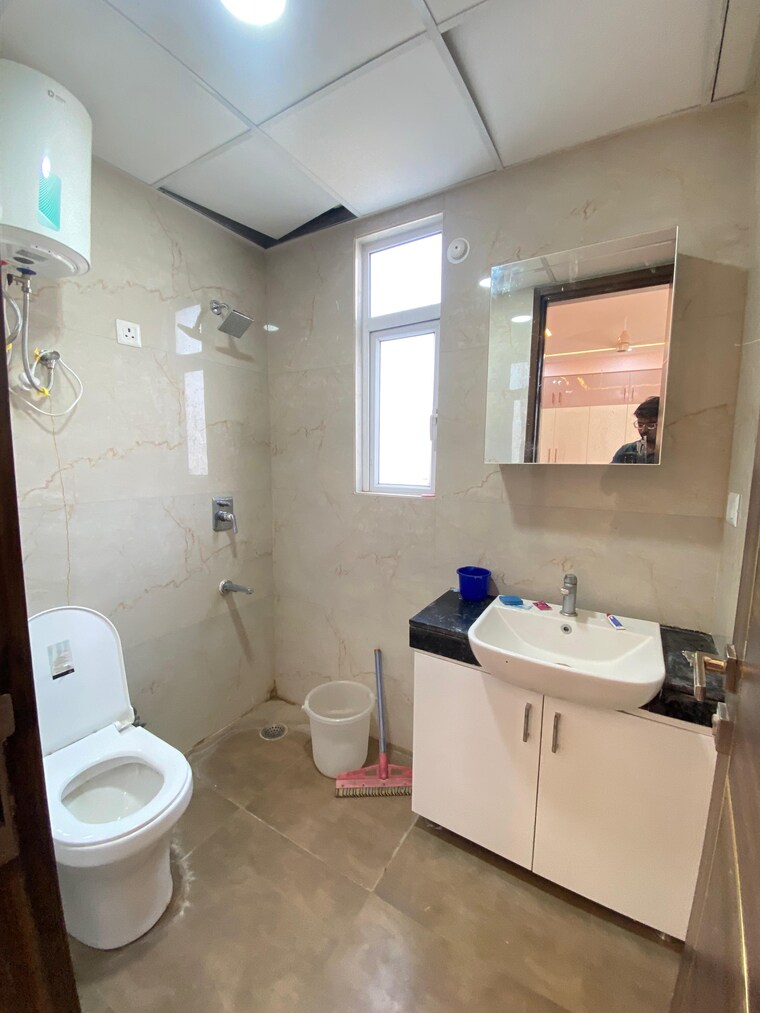 Master Bedroom, sector 42 2 Bedroom 800 Sq.Ft. Builder Floor In Sector 42 Gurgaon 9398697