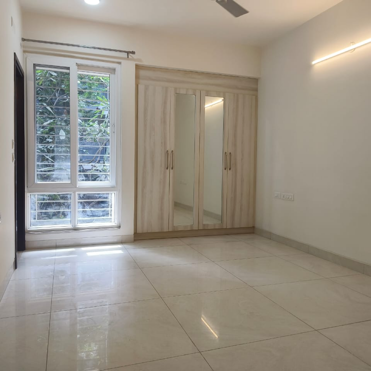 1 BHK 800 Sq.Ft. Apartment in Benson Apartments