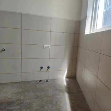 Bathroom in 1 BHK Apartment at Benson Apartments, Benson Town – for Rent