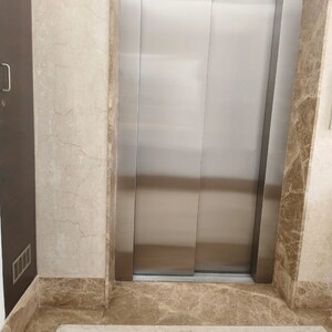 Building Lobby in 1 BHK Apartment at Benson Apartments, Benson Town – for Rent