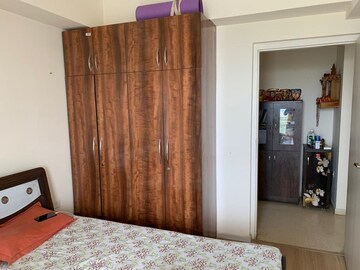 Bedroom in 3.5 BHK Apartment at DLF The Skycourt, Sector 86 – for Rent