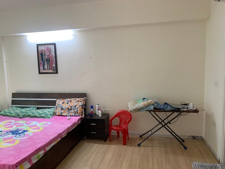 Bedroom, dlf-the-skycourt 3.5 Bedroom 1931 Sq.Ft. Apartment In Sector 86 Gurgaon 9398811