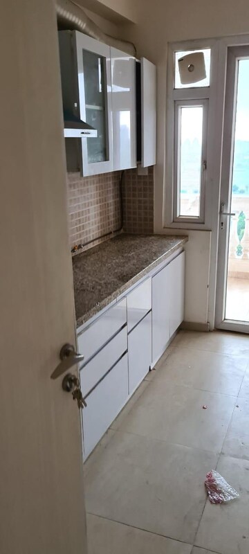 Balcony in 3.5 BHK Apartment at DLF The Skycourt, Sector 86 – for Rent