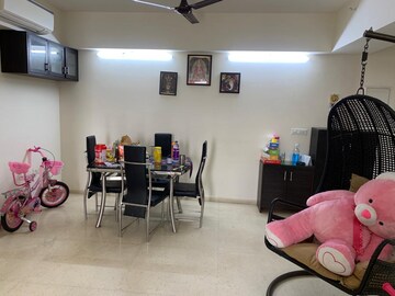 Master Bedroom in 3.5 BHK Apartment at DLF The Skycourt, Sector 86 – for Rent