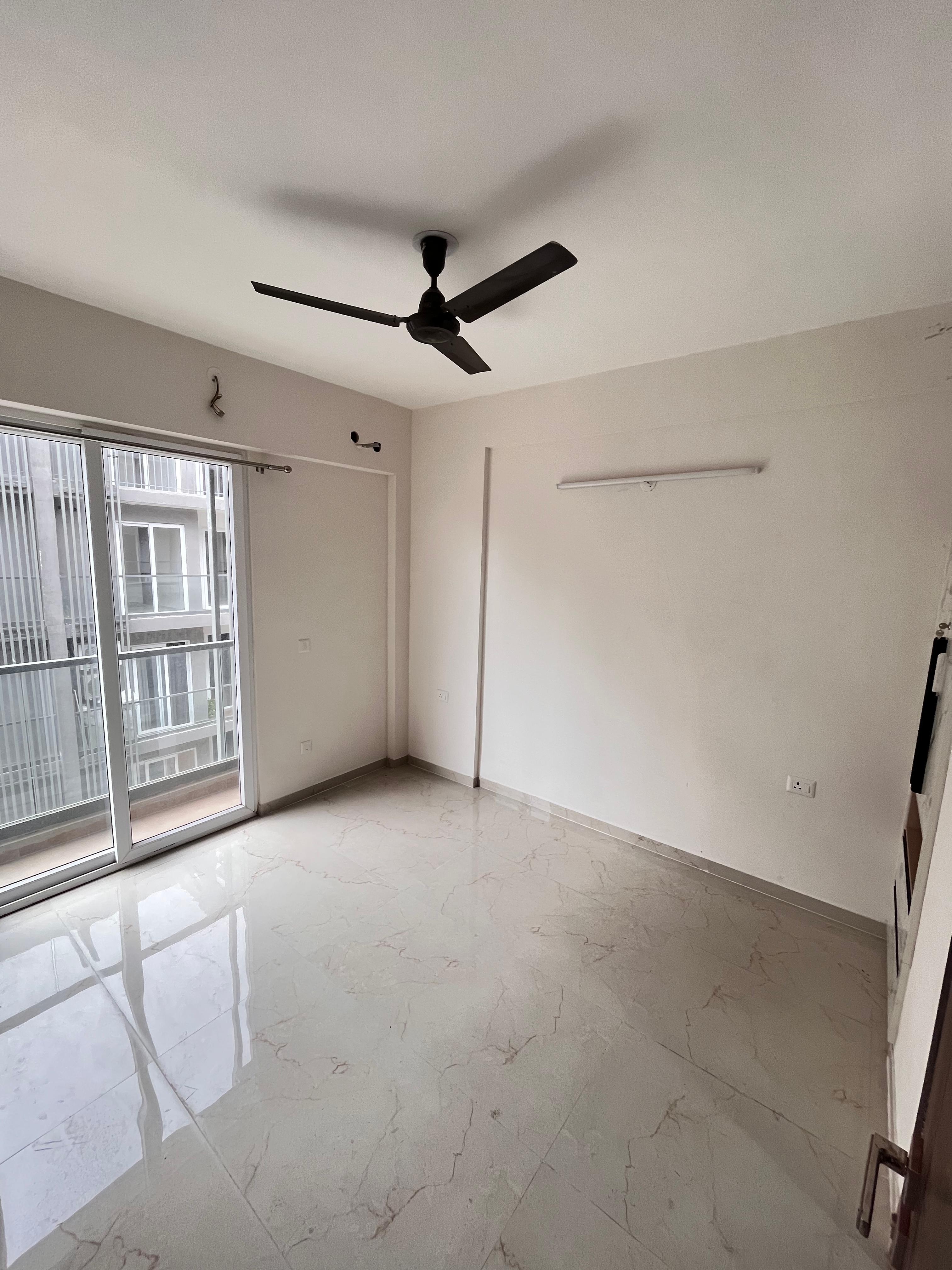 2.5 BHK + Study Room Apartment For Sale in Smart World Gems