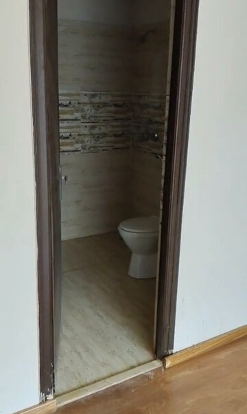 Bathroom in 2.5 BHK Apartment at Amrapali Golf Homes, Sector 4 Greater Noida – for Sale