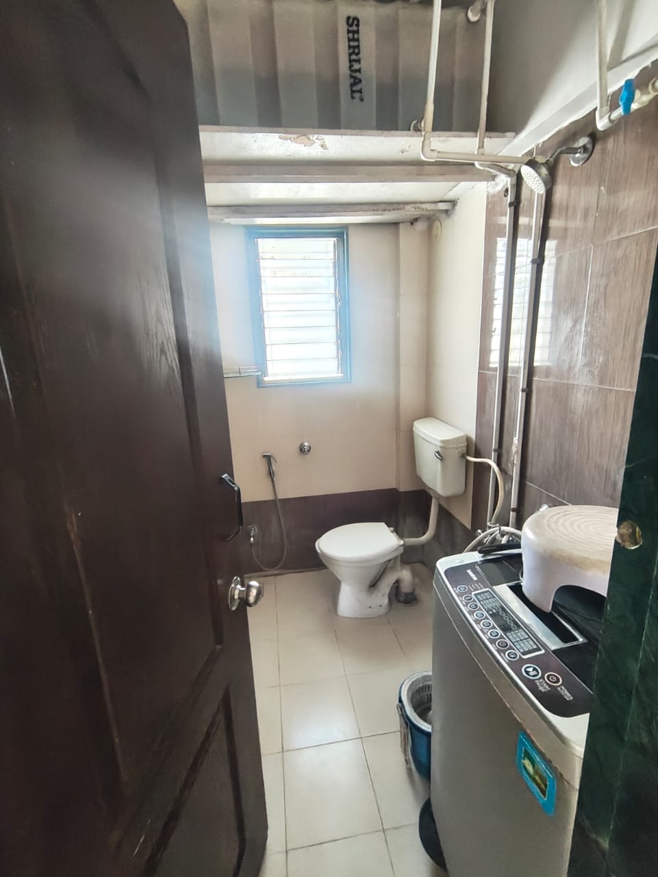 1 BHK + Pooja Room Apartment For Rent in Karan Rhea