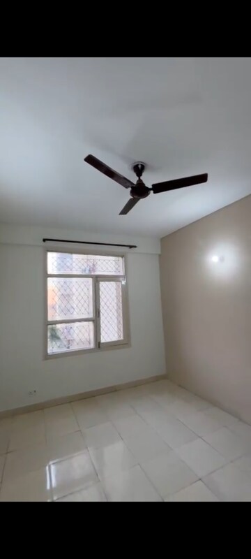 Room in 3 BHK Apartment at Tulip Orange, Sector 70 – for Sale