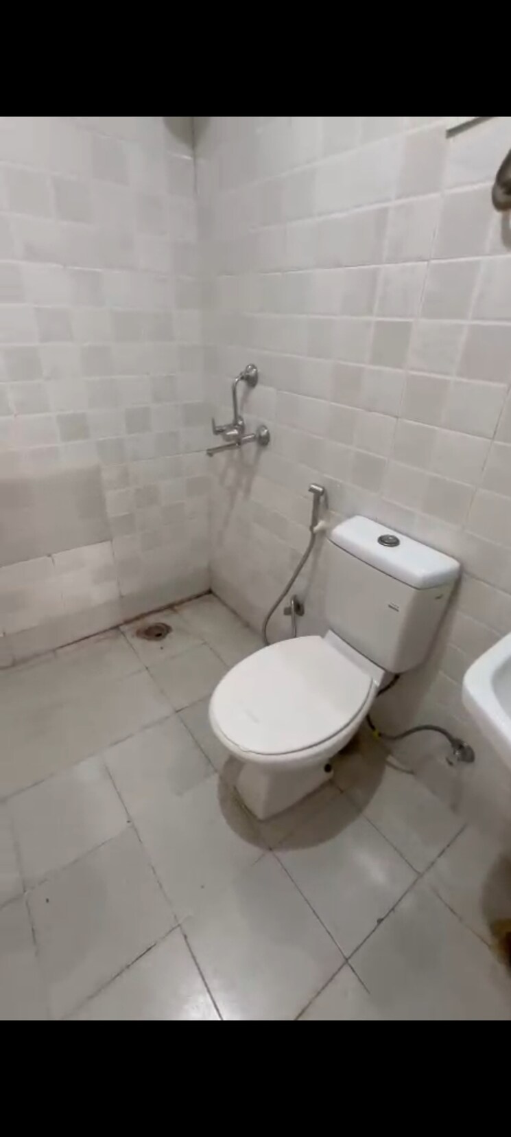 Bathroom, tulip-orange 3 Bedroom 1437 Sq.Ft. Apartment In Sector 70 Gurgaon 9398958