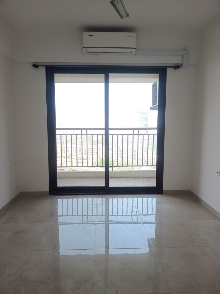 Room, dynamix-avanya 2 Bedroom 612 Sq.Ft. Apartment In Dahisar East Mumbai 9398980