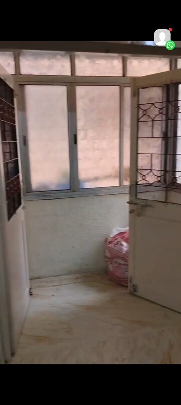 Room in 1 BHK Apartment at Erandavane CHS, Erandwane – for Rent