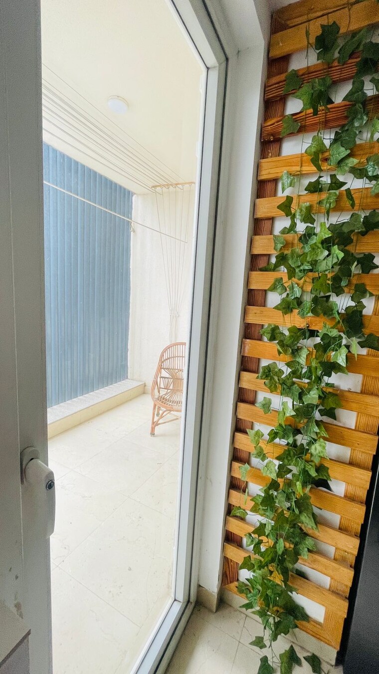 Balcony, shalimar-belvedere-court 3 Bedroom 2200 Sq.Ft. Apartment In Gomti Nagar Lucknow 9399184