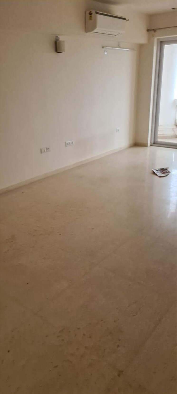 Room, dlf-the-skycourt 3 Bedroom 1929 Sq.Ft. Apartment In Sector 86 Gurgaon 9399132