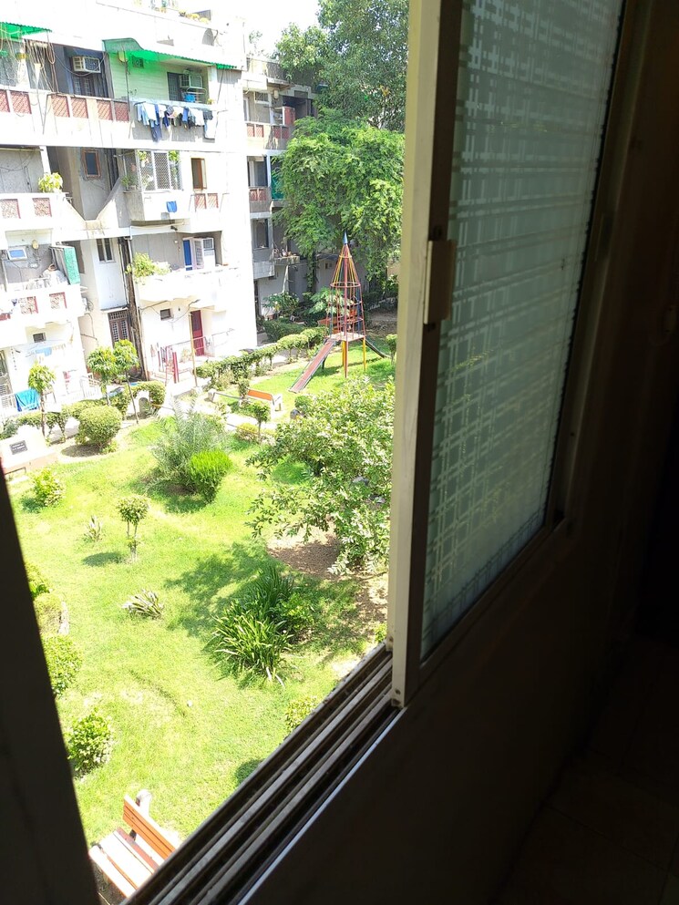 Balcony, vikas puri 2 Bedroom 1000 Sq.Ft. Apartment In Vikas Puri Delhi 9399117