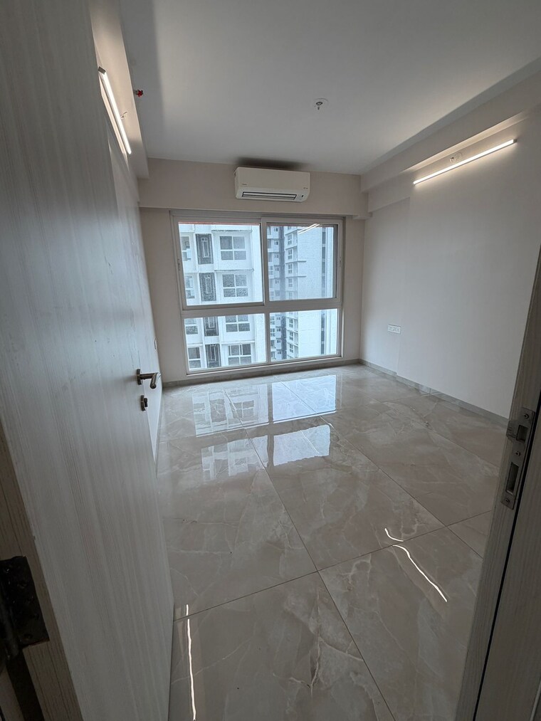 Room, concrete-sai-samast 3 Bedroom 1147 Sq.Ft. Apartment In Chembur Mumbai 9399185