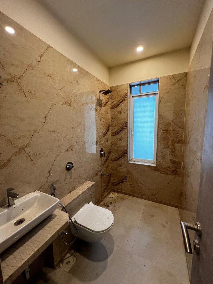 Bathroom, concrete-sai-samast 3 Bedroom 1147 Sq.Ft. Apartment In Chembur Mumbai 9399185