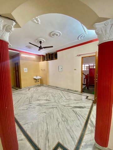 Bedroom in 3 BHK Builder Floor at Gomti Nagar – for Rent