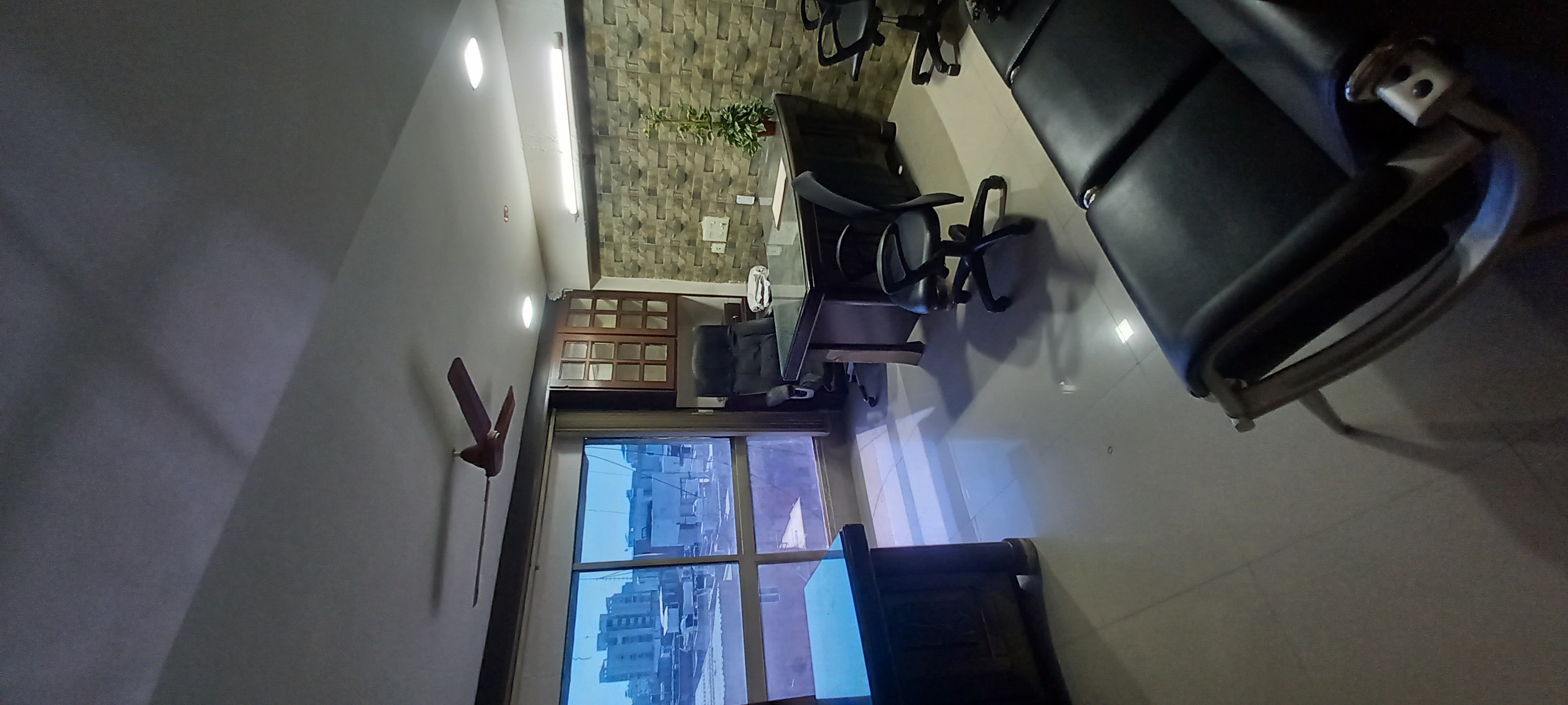 Office Space For Rent in City Center 