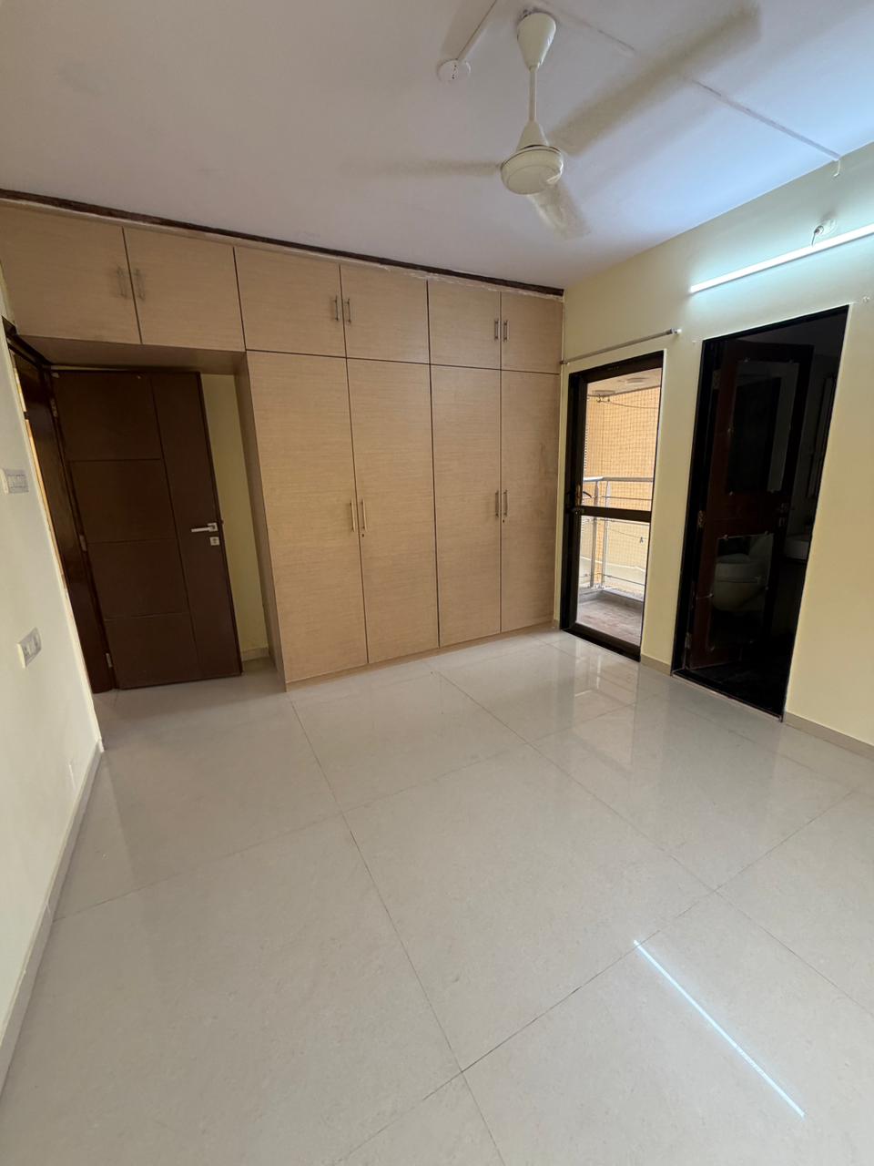 3 BHK Apartment For Rent in Jay Nalini CHS