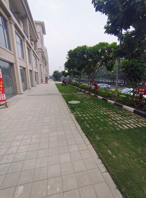  Shop For Rent in Brahma Miracle Mile, Sector 60