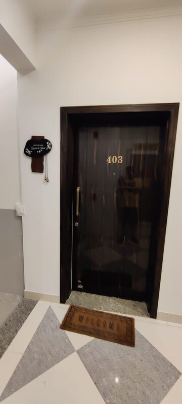 Furnished Amenities in 3 BHK Builder Floor at Central Park Flower Valley Aqua Front Towers, Sohna Sector 33 – for Rent