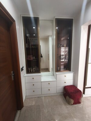 Bathroom in 4 BHK Apartment at Central Park Flower Valley Aqua Front Towers, Sohna Sector 33 – for Rent