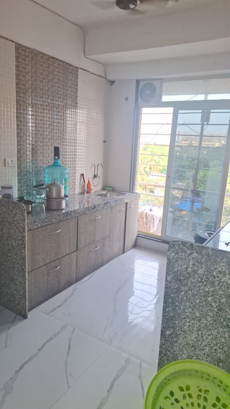 Kitchen, kunj-vihar-vile-parle-west 2 Bedroom 700 Sq.Ft. Apartment In Vile Parle West Mumbai 9399451