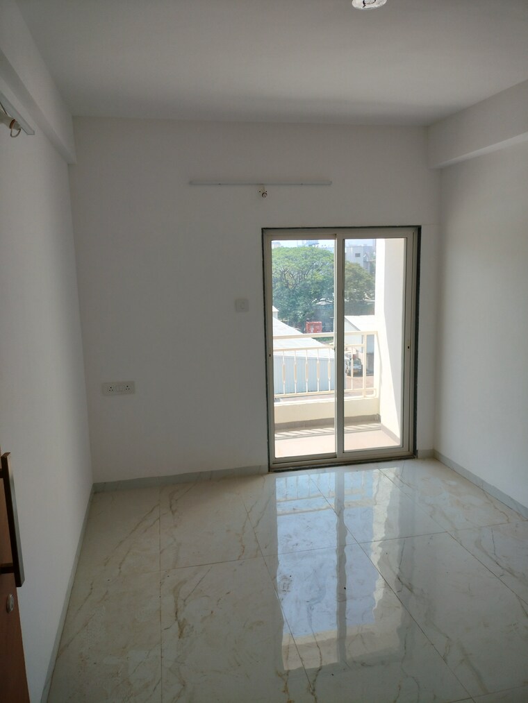 Room, wadgaon sheri 1 Bedroom 550 Sq.Ft. Apartment In Wadgaon Sheri Pune 9399343