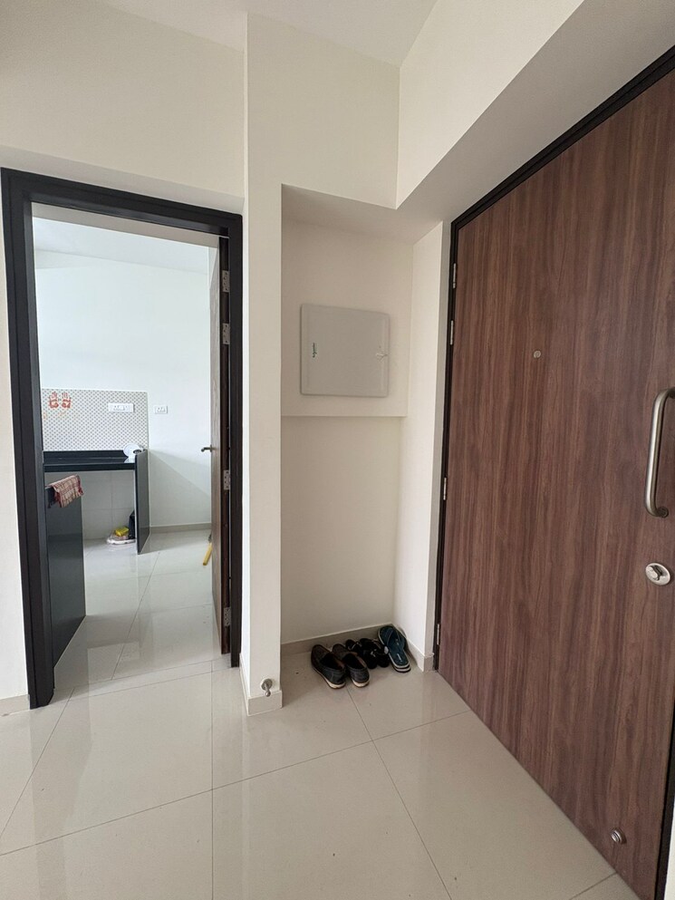 Room, lodha-amara 2 Bedroom 618 Sq.Ft. Apartment In Kolshet Road Thane 9399338