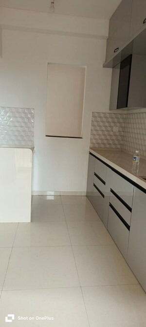 Room in 3 BHK Apartment at Godrej Boulevard, Manjari – for Rent