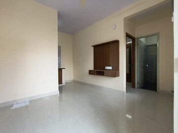 Room in 1 BHK Builder Floor at Hsr Layout – for Rent