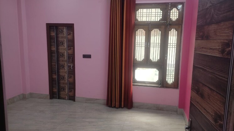 Room, gomti nagar 2 Bedroom 1250 Sq.Ft. Builder Floor In Gomti Nagar Lucknow 9399445