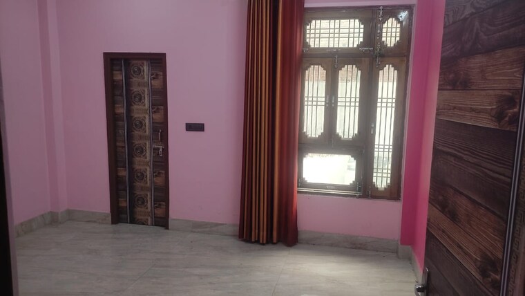 Room, gomti nagar 2 Bedroom 1250 Sq.Ft. Builder Floor In Gomti Nagar Lucknow 9399445