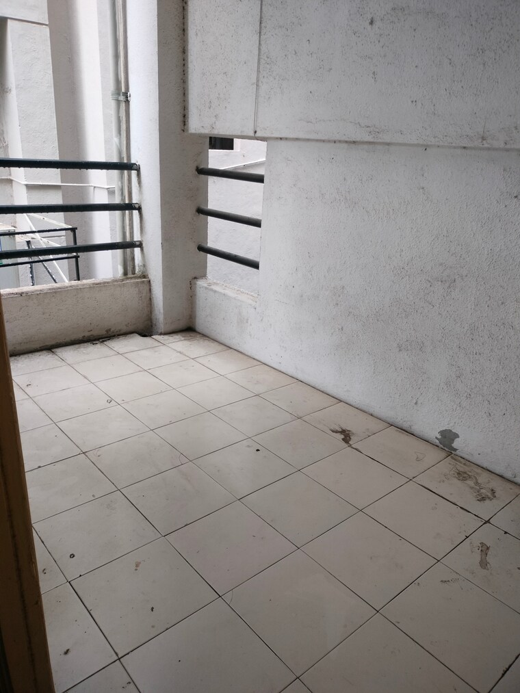 Balcony, wadgaon sheri 1 Bedroom 600 Sq.Ft. Apartment In Wadgaon Sheri Pune 9399453