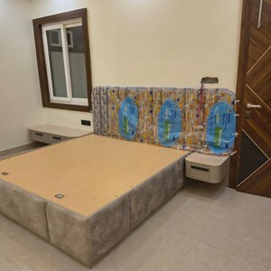 Bedroom in 5 BHK Villa at Gomti Nagar – for Sale