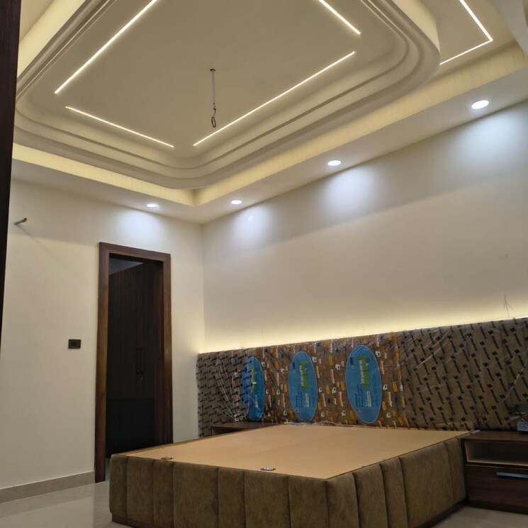 undefined, gomti nagar 5 Bedroom 2152 Sq.Ft. Villa In Gomti Nagar Lucknow 9399468